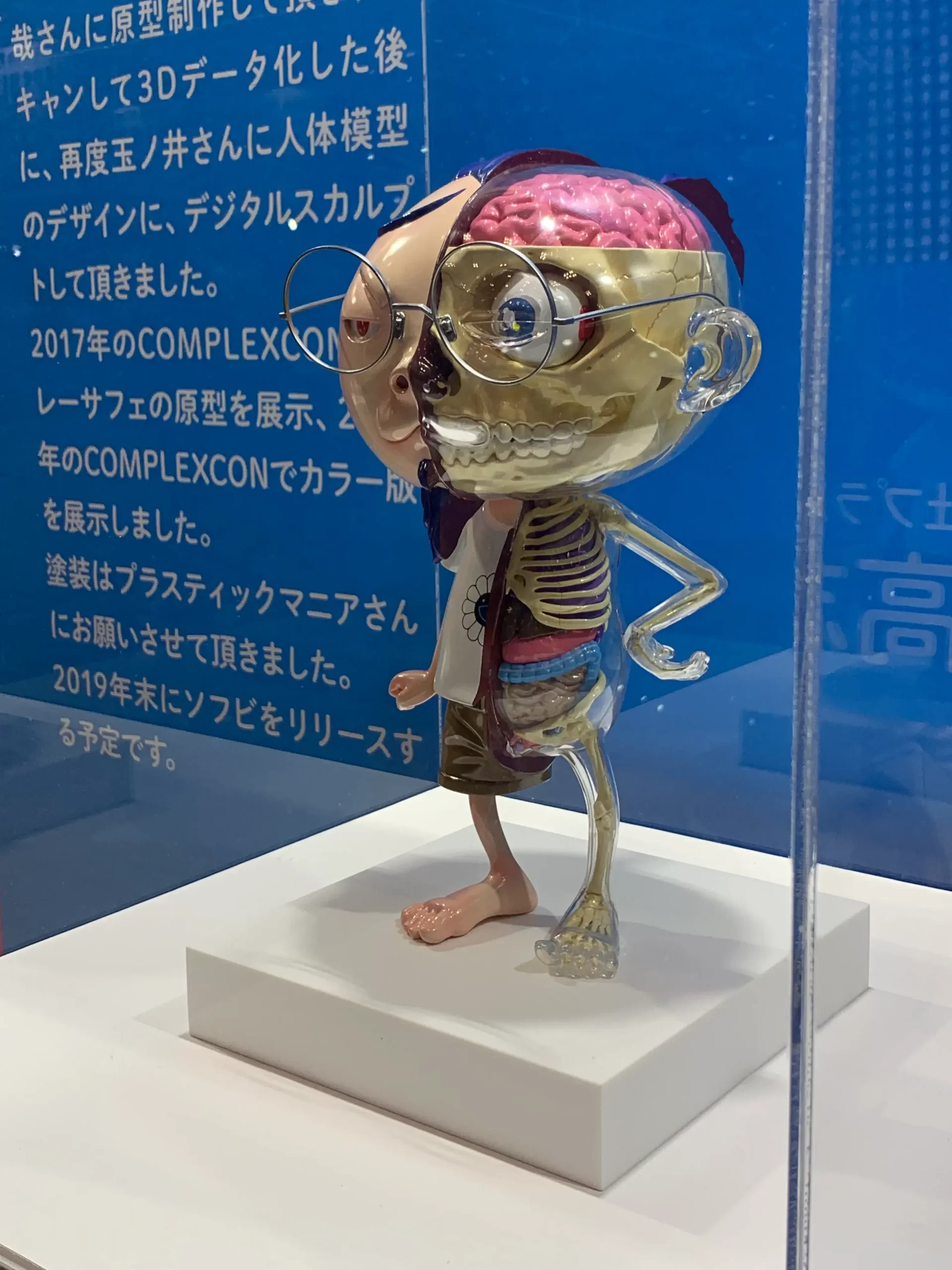 現代美術作家 村上隆氏の**ワンダーフェスティバル2019[冬]**での展示。制作に携わらせていただいた事例。大スケール造形。