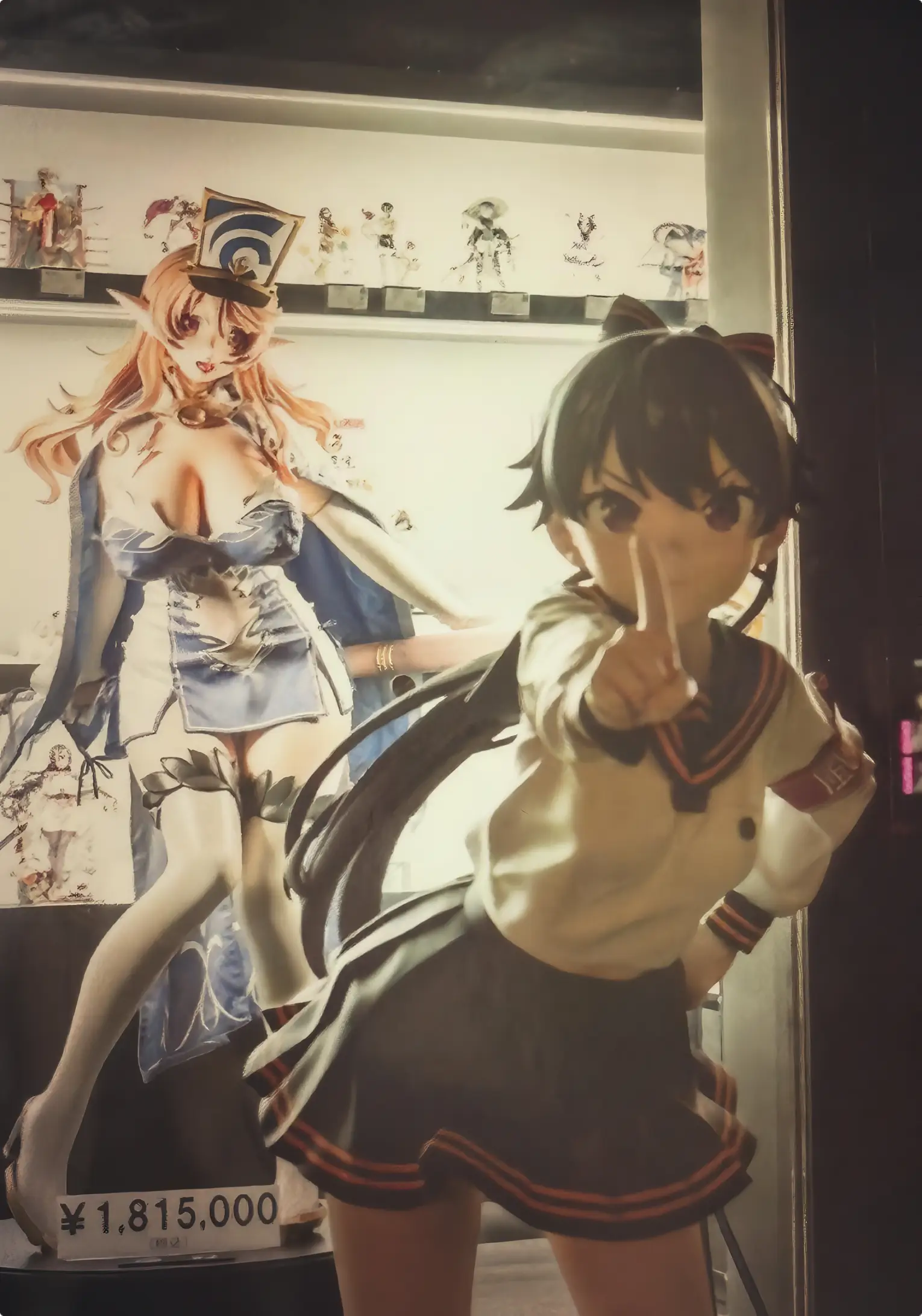 夜の秋葉原の街並みで1/1等身大フィギュア「在波うゆ」を撮影したポートレート「ナイトアウル＆ウユ」プロモーション用大スケール造形事例。